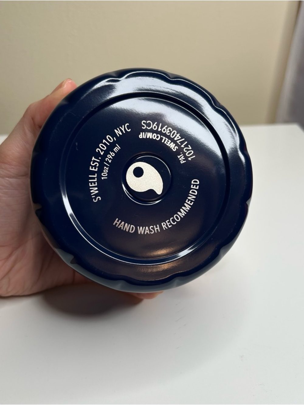 Snack By Swell Container Round Circle Blue Twist Off Lid Metal 10 Ounce Food - Picture 3 of 4